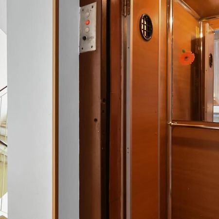 Mysa Modern Studio * Near Cismigiu Park * Netflix Bucharest Exterior photo